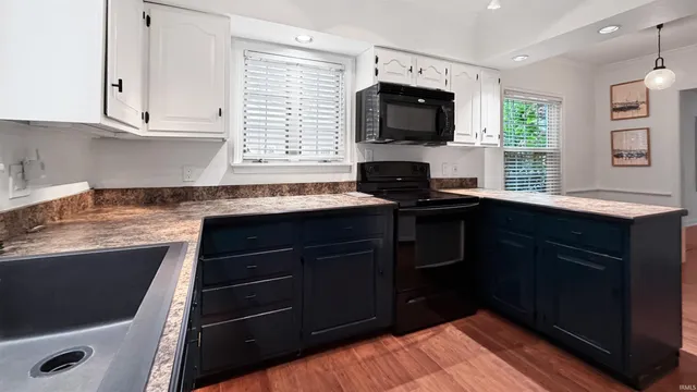 $225,000 | 1825 Bellemeade Avenue, Evansville, IN 47714