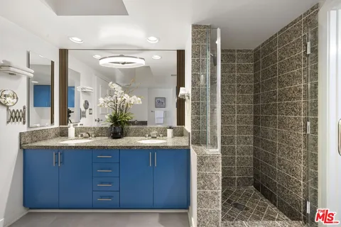 a view of walk in closet