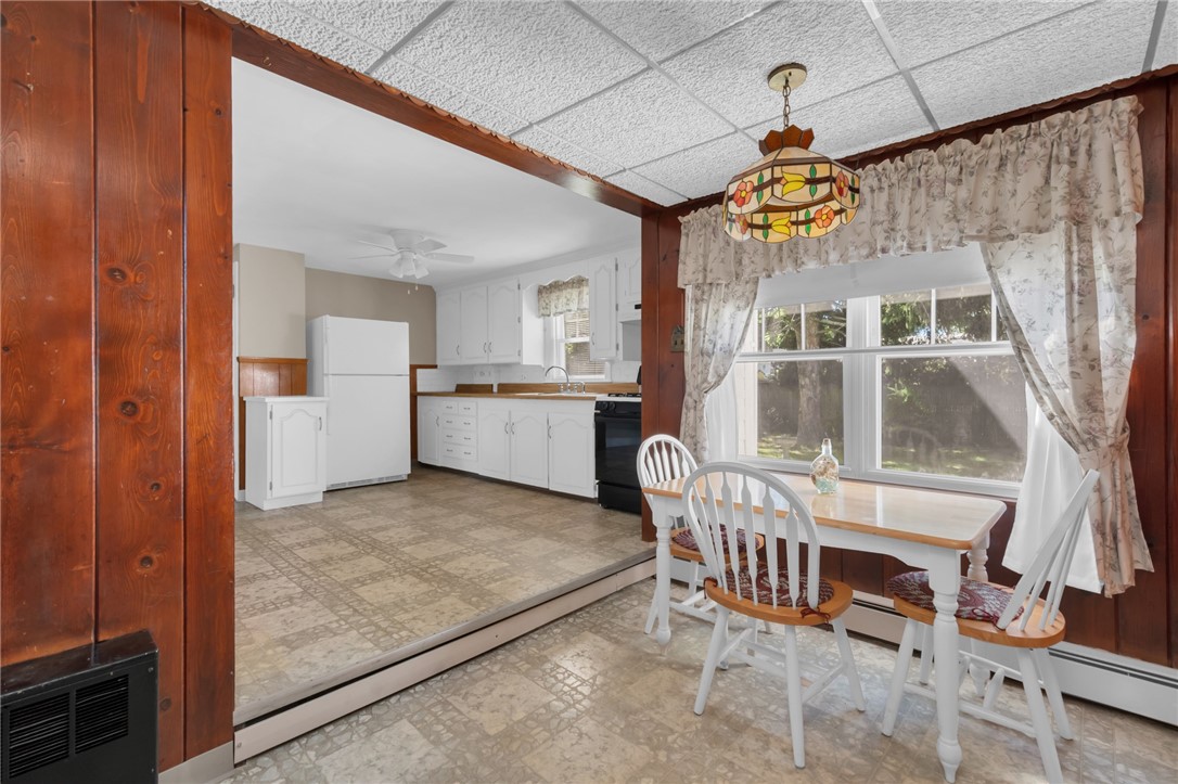 216 Riverside Avenue Warwick, RI 02889 - Photo 10 of 30