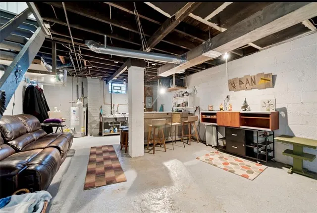 $179,900 | 365 Murtland Street, Springdale, PA 15144