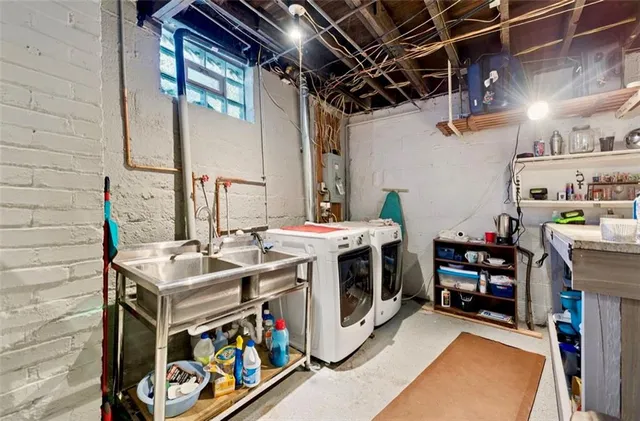 $179,900 | 365 Murtland Street, Springdale, PA 15144