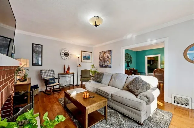 $179,900 | 365 Murtland Street, Springdale, PA 15144