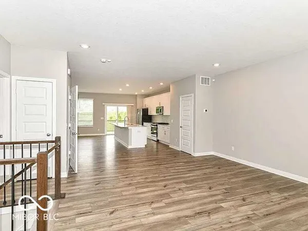 $2,900 | 6886 Sunstone Place, Carmel, IN 46033