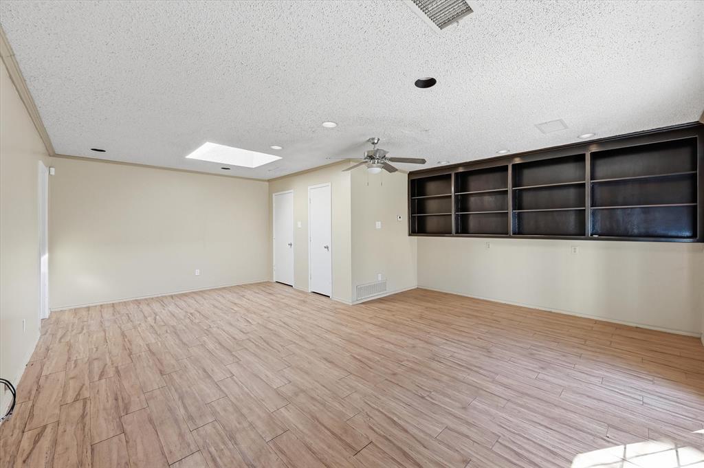1503 North Fielder Road Arlington, TX 76012 - Photo 25 of 40 Gallery Image 25