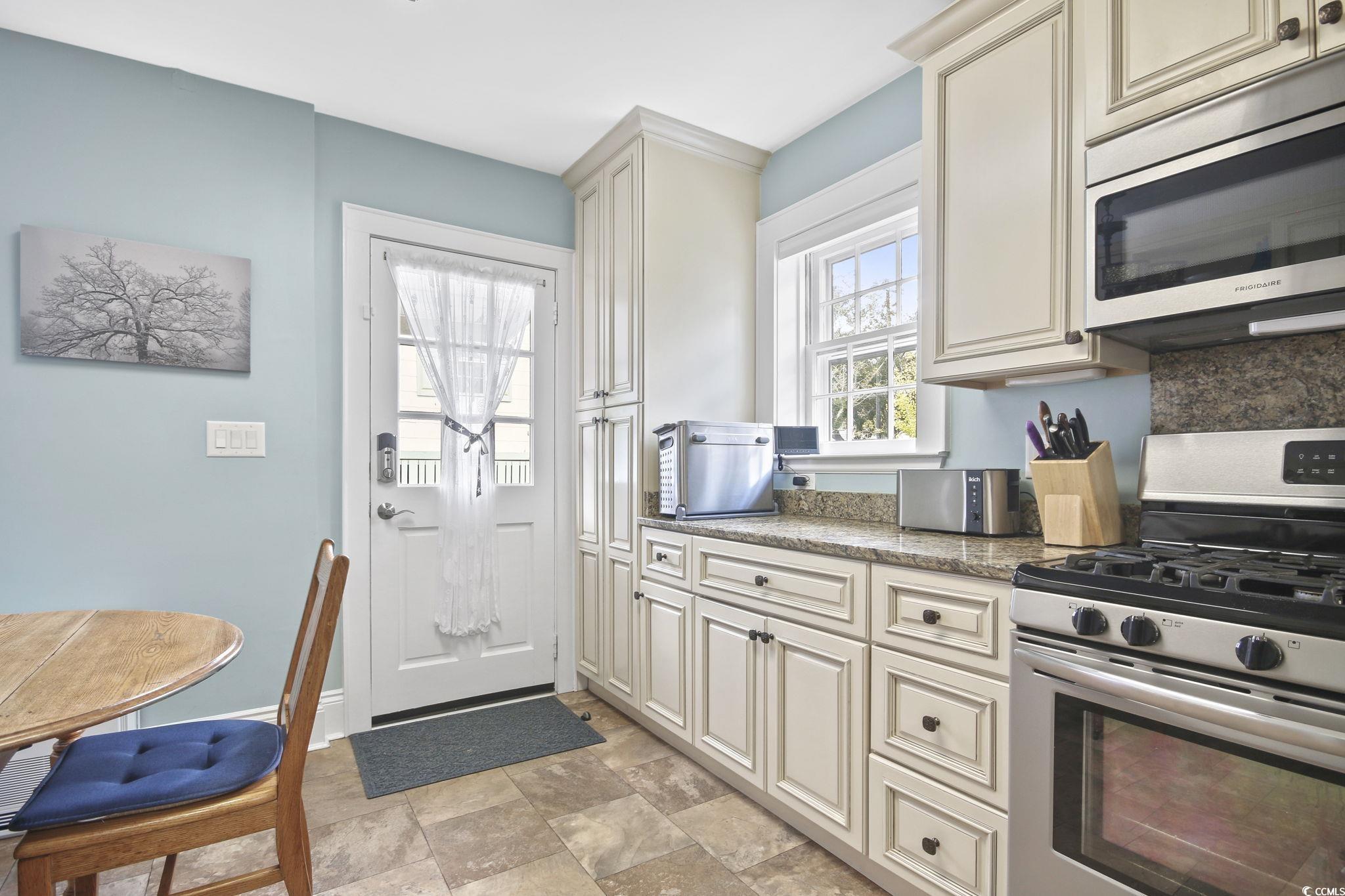 104 East Bay Street Georgetown, SC 29440 - Photo 17 of 40