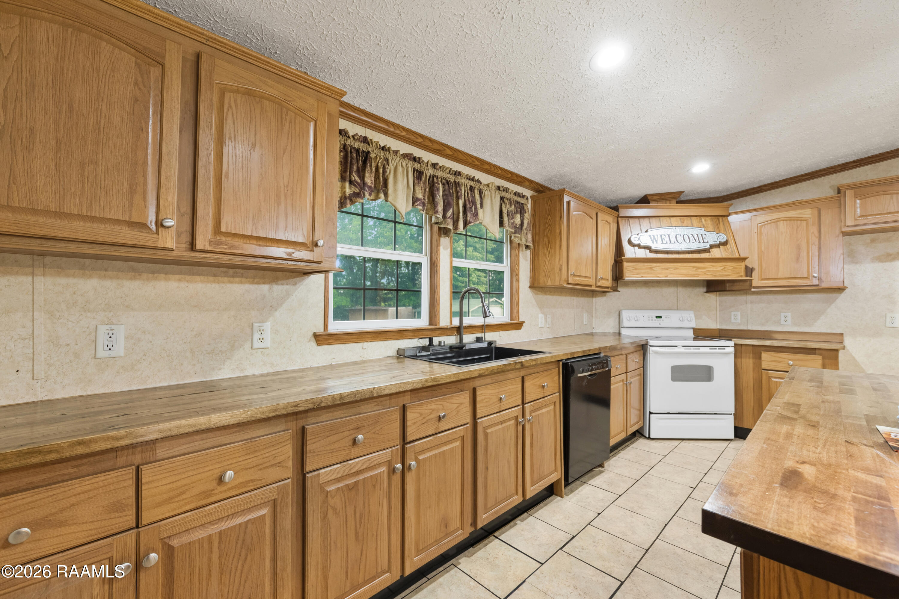 286 Keystone Drive Church Point, LA 70525 - Photo 8 of 25 286Keystone-27