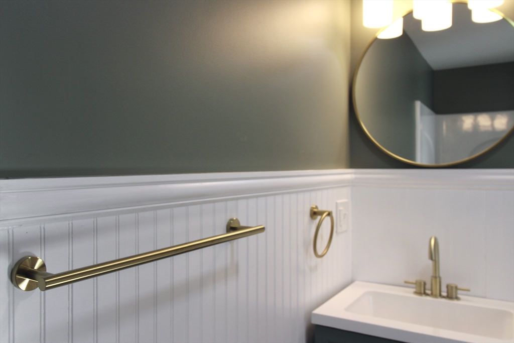 60 Ringgold Street Springfield, MA 01107 - Photo 18 of 29