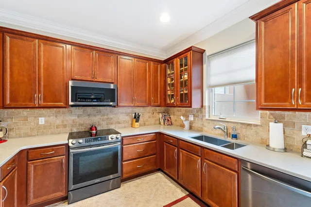 $585,000 | 113 Glencullen Circle, Jupiter, FL 33458