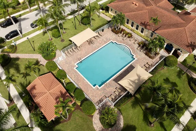 $585,000 | 113 Glencullen Circle, Jupiter, FL 33458