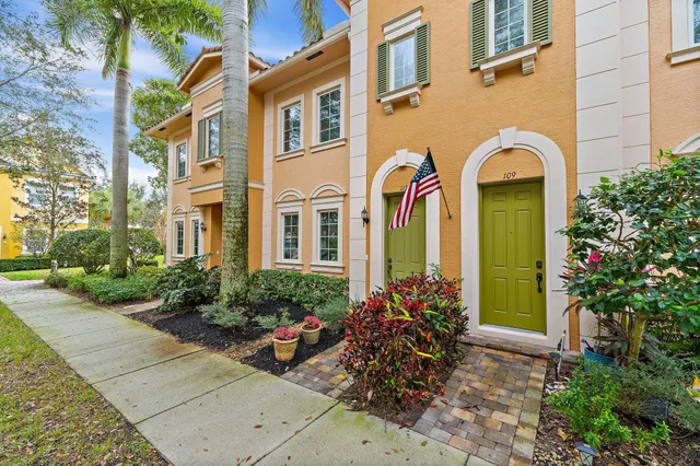 $585,000 | 113 Glencullen Circle, Jupiter, FL 33458
