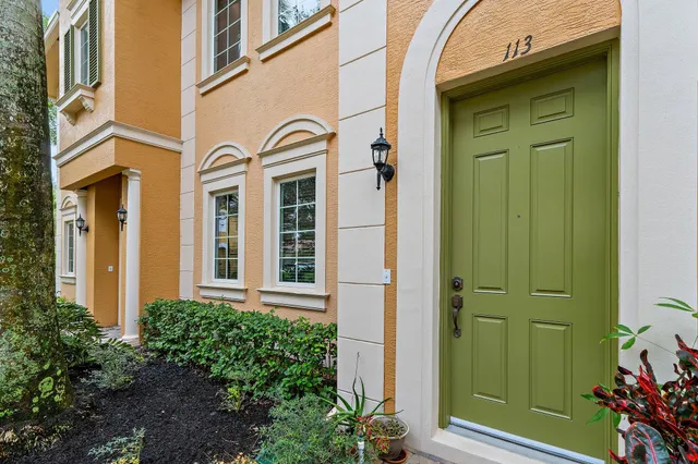 $585,000 | 113 Glencullen Circle, Jupiter, FL 33458