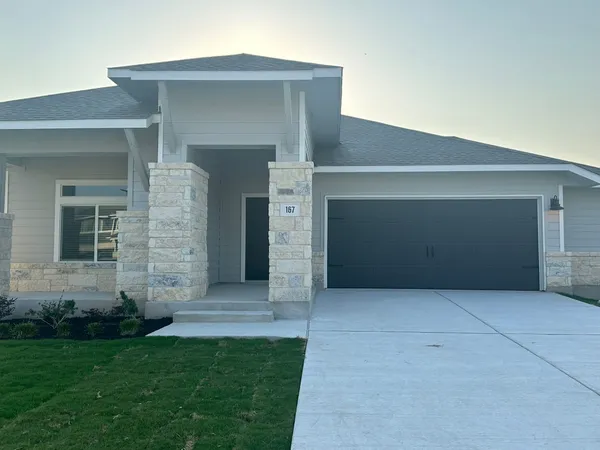 $2,595 | 167 Jeffers, Kyle, TX 78640