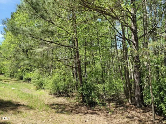 $285,000 | 33 Henry Court, Chapel Hill, NC 27516