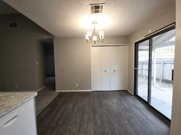 $1,250 | 1925 Nicole Circle, Unit B, Round Rock, TX 78664