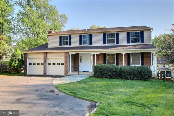 $1,100,000 | 11228 Green Watch Way, Gaithersburg, MD 20878