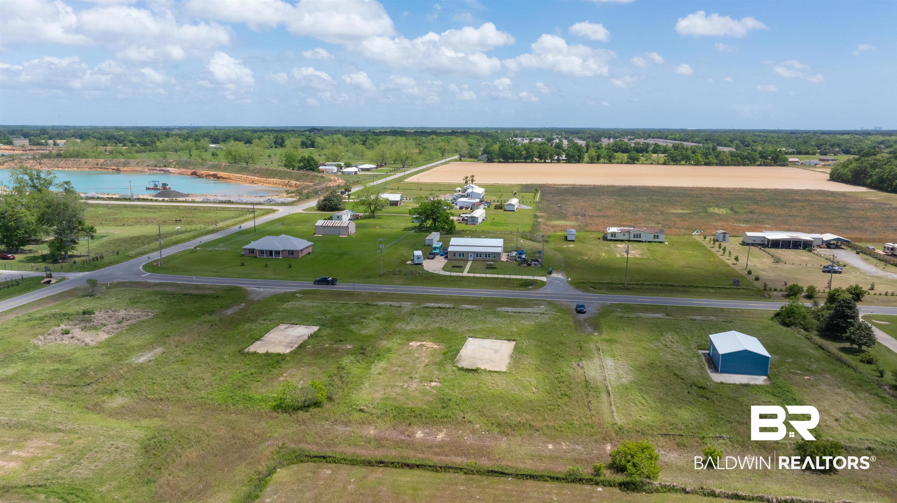 7929 County Road 19 Foley, AL 36535 - Photo 3 of 6
