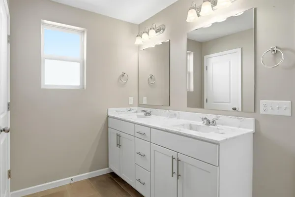 $425,000 | 5581 Yucca Lane North, Plymouth, MN 55446