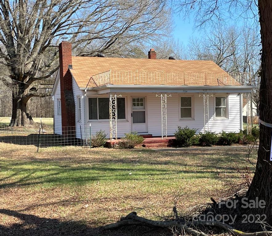 7716 Plott Road Charlotte, NC 28215 - Photo 1 of 6 Gallery Image 1