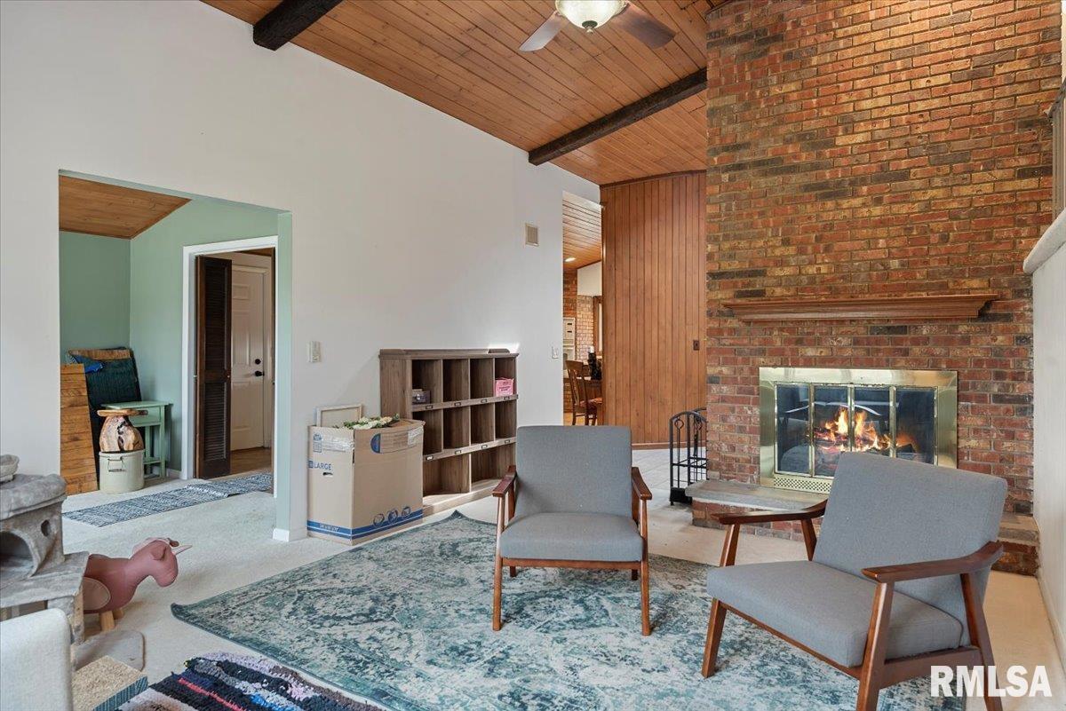 61 Bellerive Road Springfield, IL 62704 - Photo 13 of 63