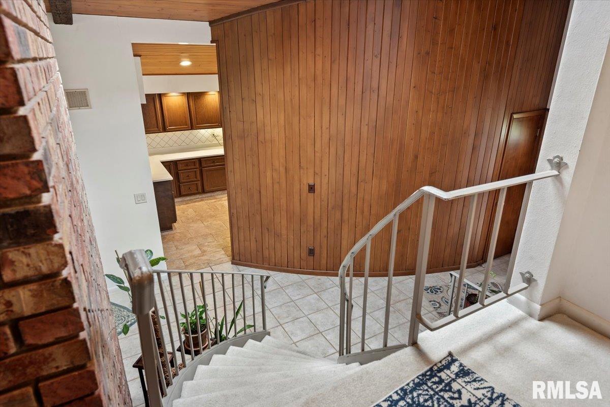 61 Bellerive Road Springfield, IL 62704 - Photo 25 of 63