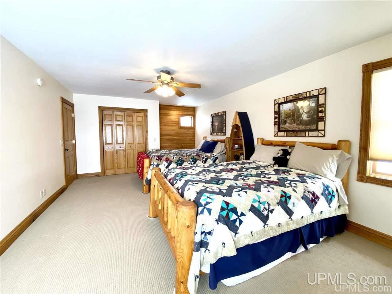11884 Robin G Road Rock, MI 49880 - Photo 18 of 50