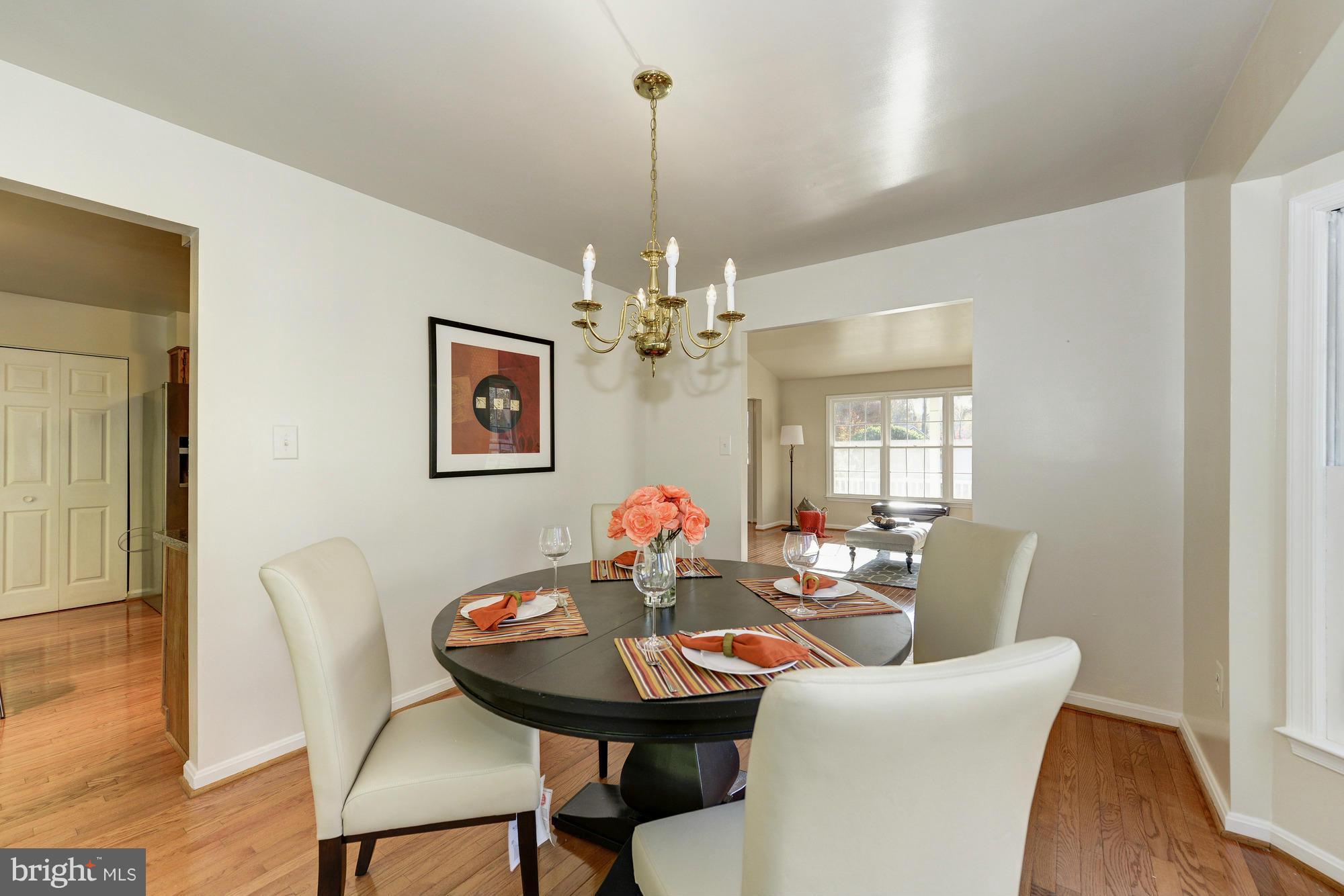 8700 Shadowlake Way Springfield, VA 22153 - Photo 8 of 30 Dining Room with Bay Window