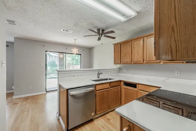 $450,000 | 1707 Overlook Drive, Grapevine, TX 76051