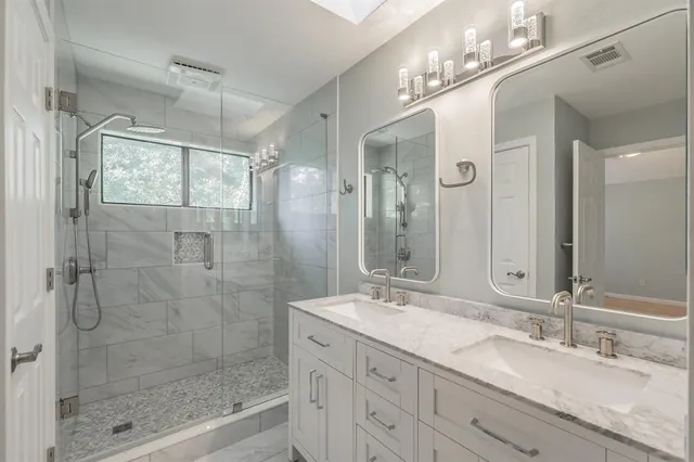 $450,000 | 1707 Overlook Drive, Grapevine, TX 76051