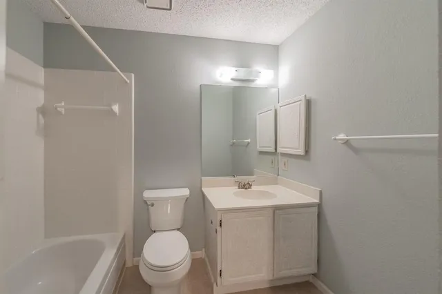 $450,000 | 1707 Overlook Drive, Grapevine, TX 76051