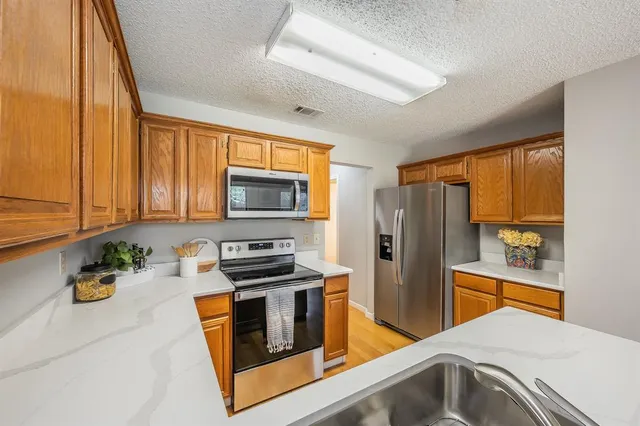 $448,900 | 1707 Overlook Drive, Grapevine, TX 76051