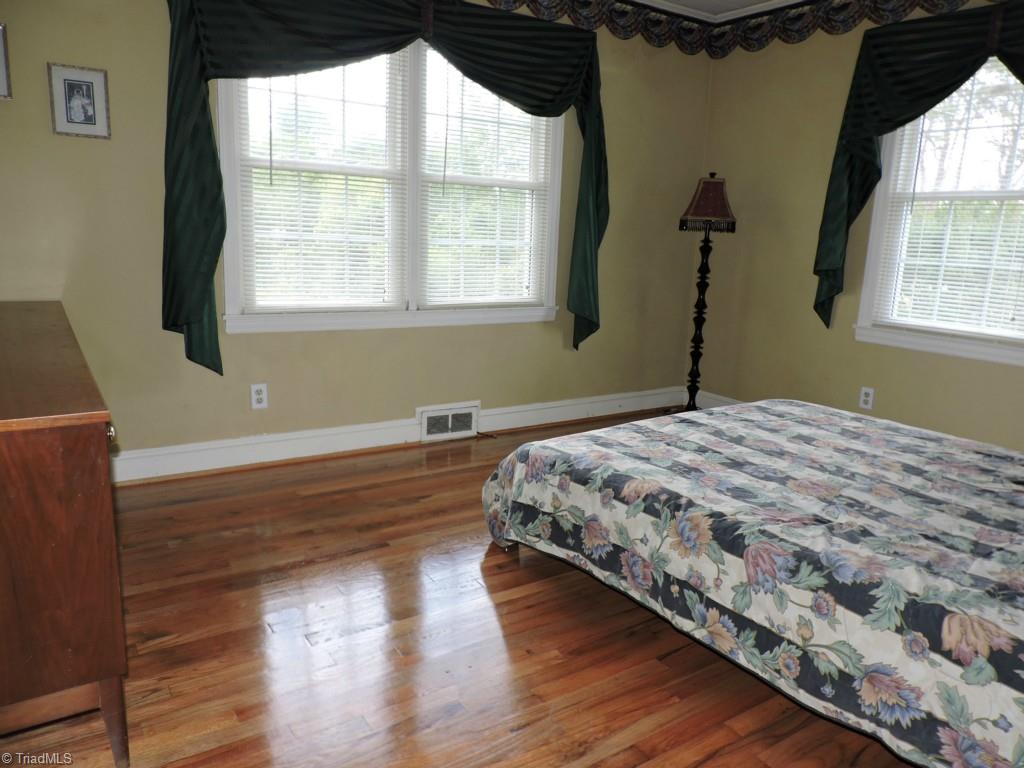 496 Willow Oak Road High Point, NC 27262 - Photo 13 of 22 Gallery Image 13
