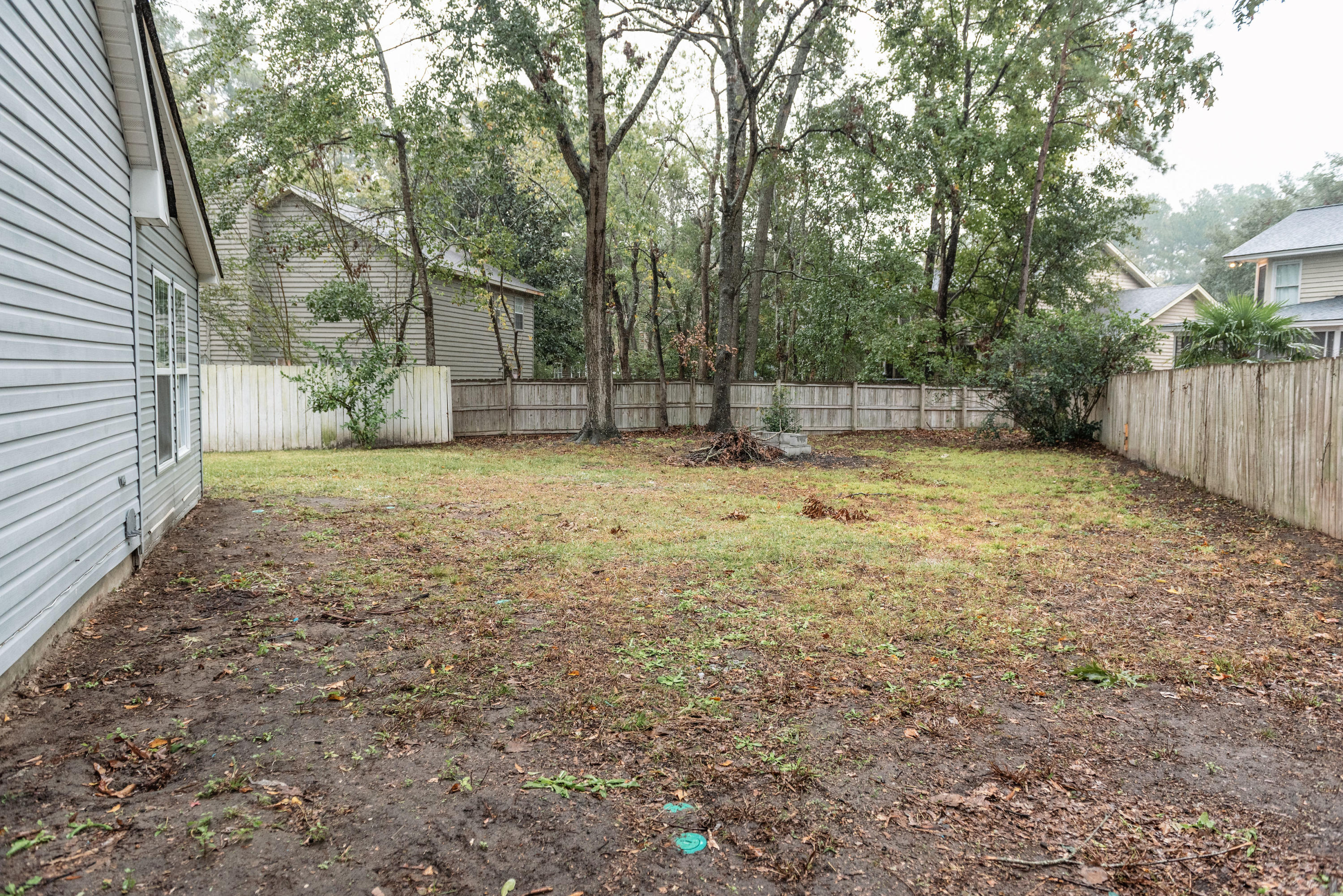 137 Old Saybrook Road North Charleston, SC 29418 - Photo 10 of 57 DSC_7974