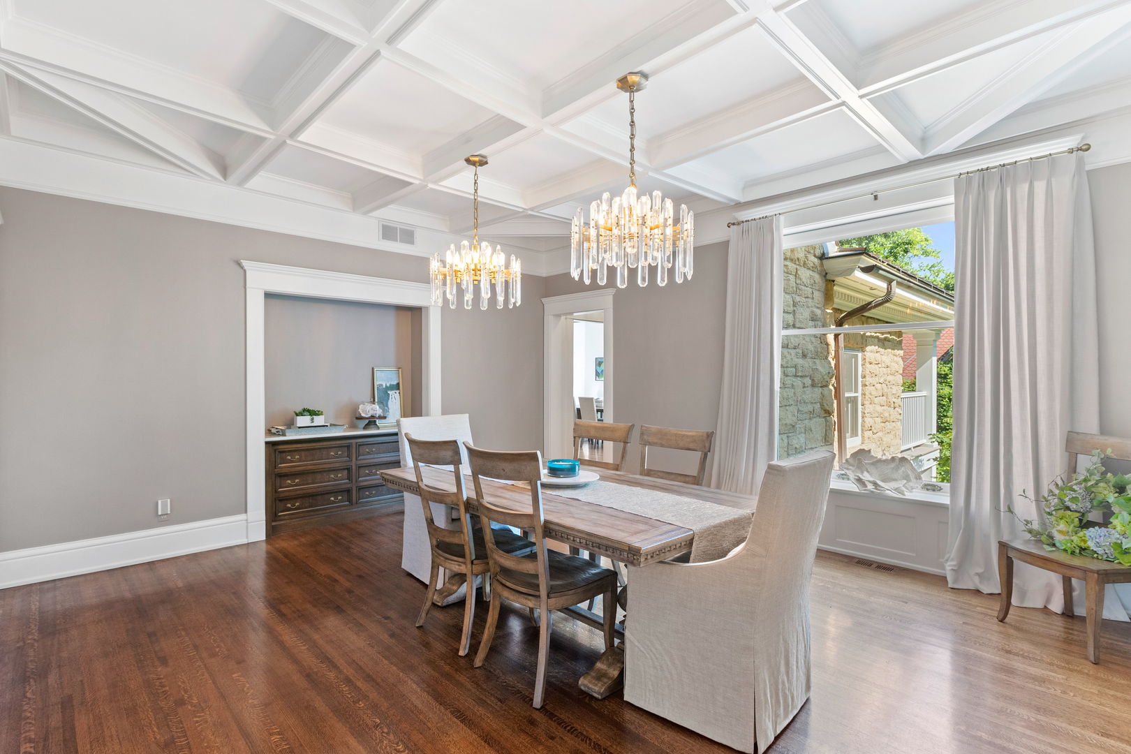 316 Elizabeth Place Geneva, IL 60134 - Photo 11 of 42 a view of a dining room with furniture window and wooden floor