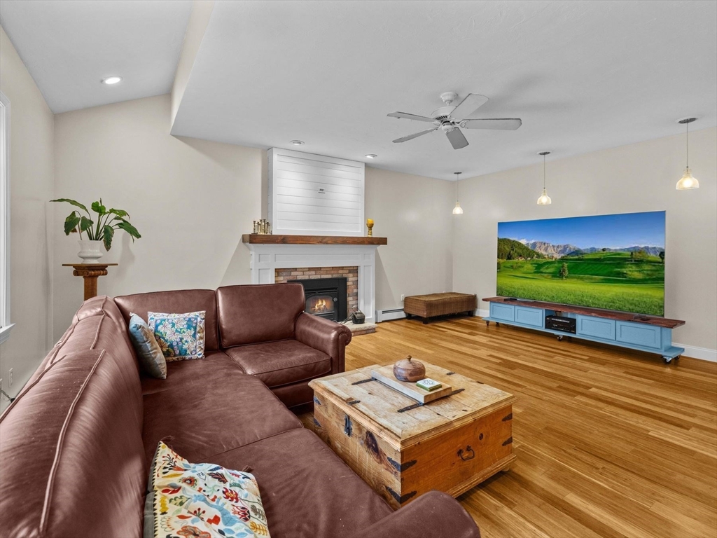 59 Smith Road Northborough, MA 01532 - Photo 23 of 42