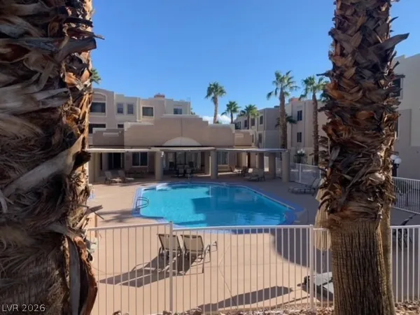 $1,300 | 2008 Mesquite Lane, Unit 205, Laughlin, NV 89029