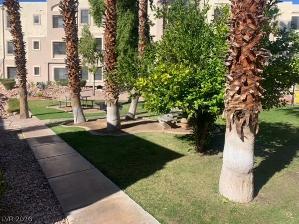 $1,300 | 2008 Mesquite Lane, Unit 205, Laughlin, NV 89029