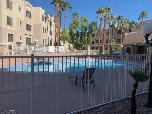 $1,300 | 2008 Mesquite Lane, Unit 205, Laughlin, NV 89029