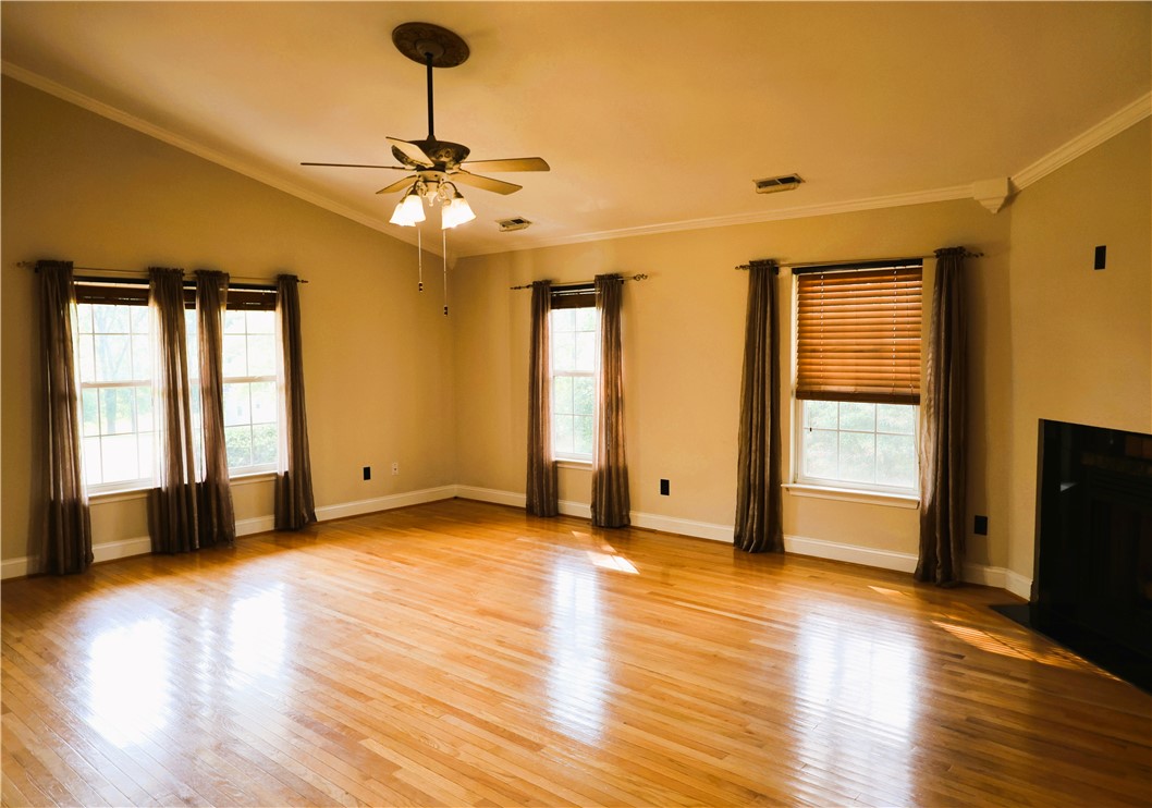 424 Shore Line Drive Anderson, SC 29626 - Photo 4 of 18