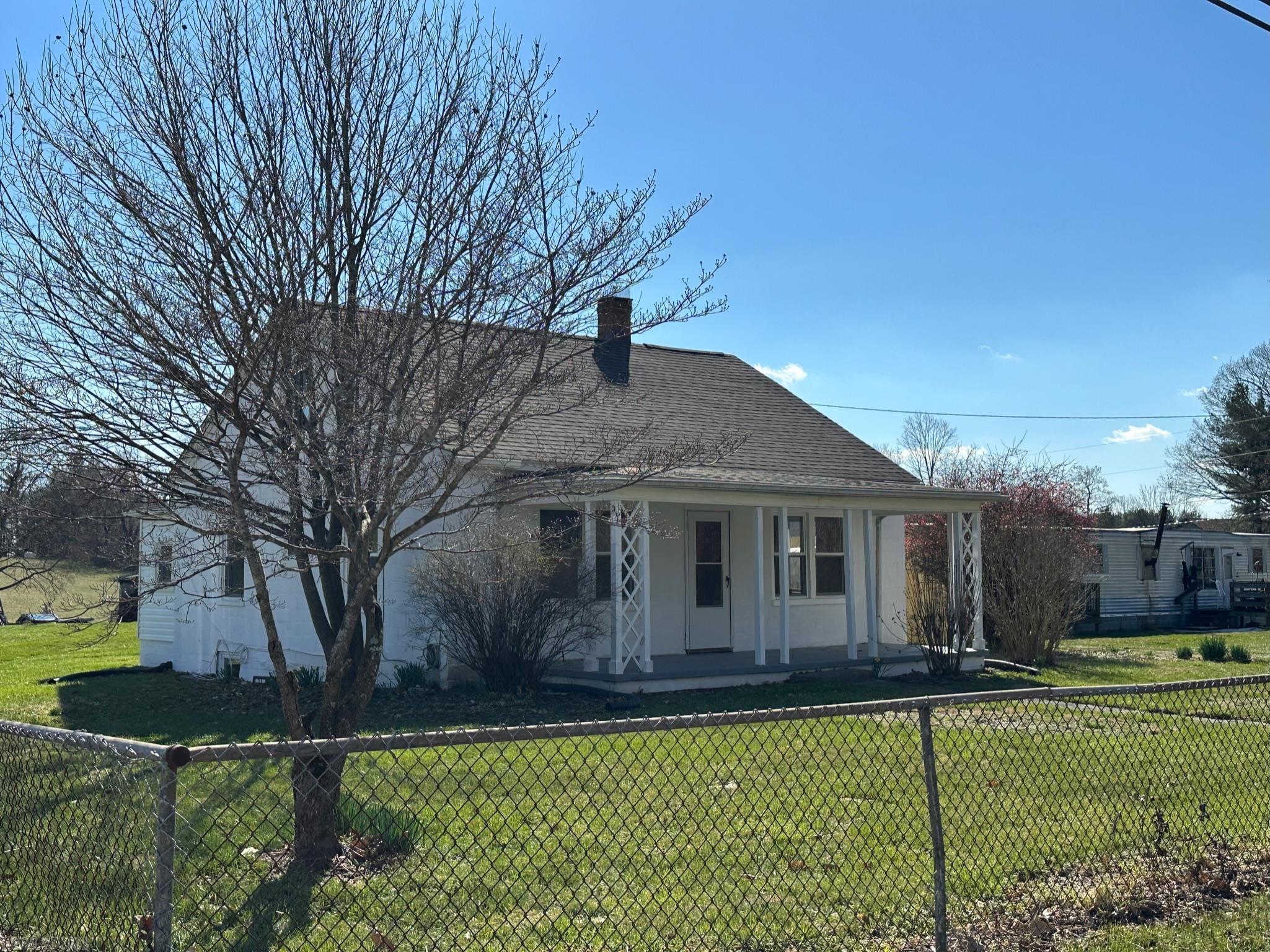 5831 McCoy Road Blacksburg, VA 24060 - Photo 13 of 61 Gallery Image 13