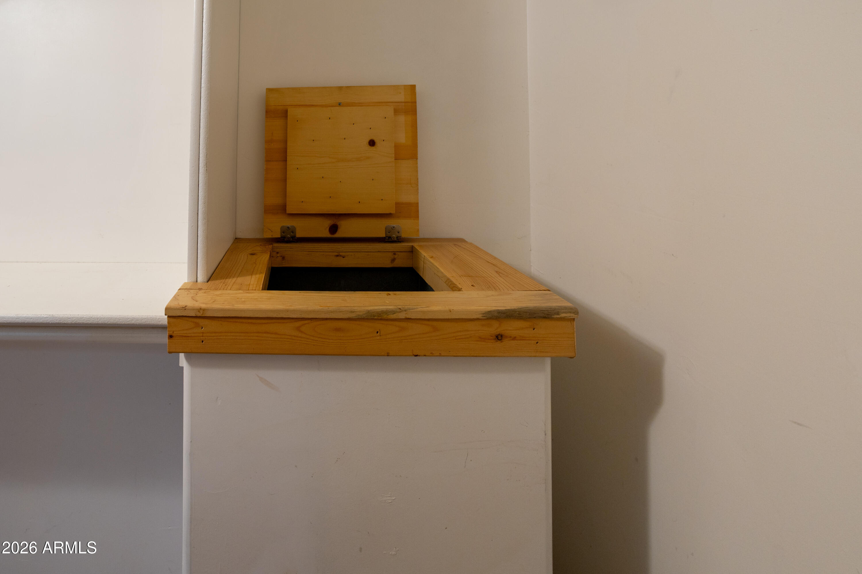 1420 Meadow View Place Show Low, AZ 85901 - Photo 13 of 25 a view of utility room