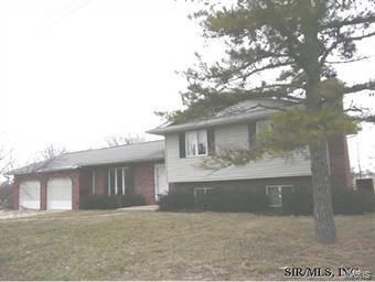 709 Prairie Street Alhambra, IL 62001 - Photo 1 of 1