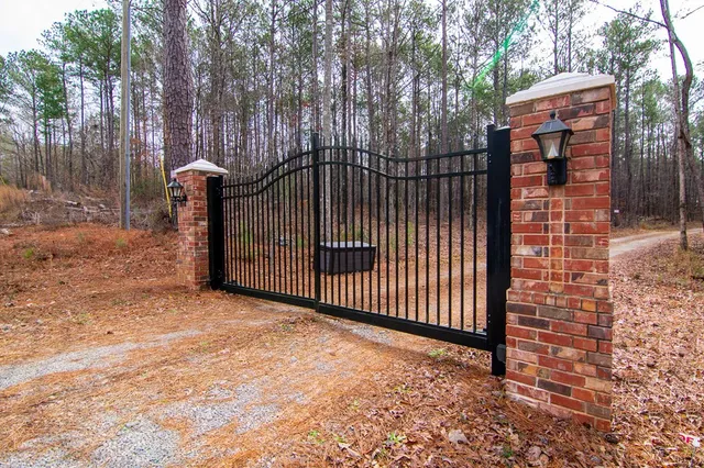 $899,000 | 3337 Lower Blue Springs Road, Hamilton, GA 31811