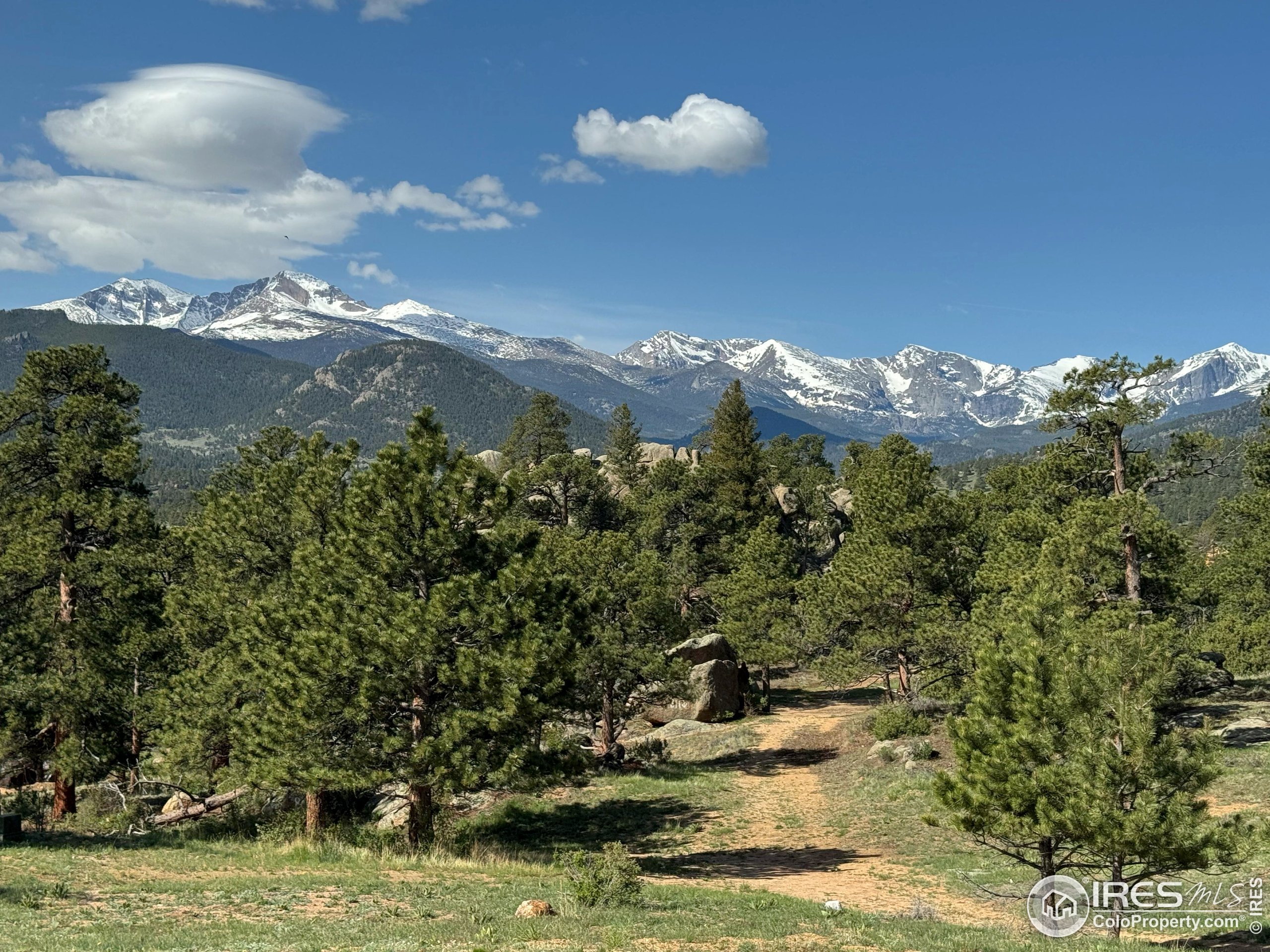 293 Overlook Court Estes Park, CO 80517 - Photo 7 of 12 a view of a lake