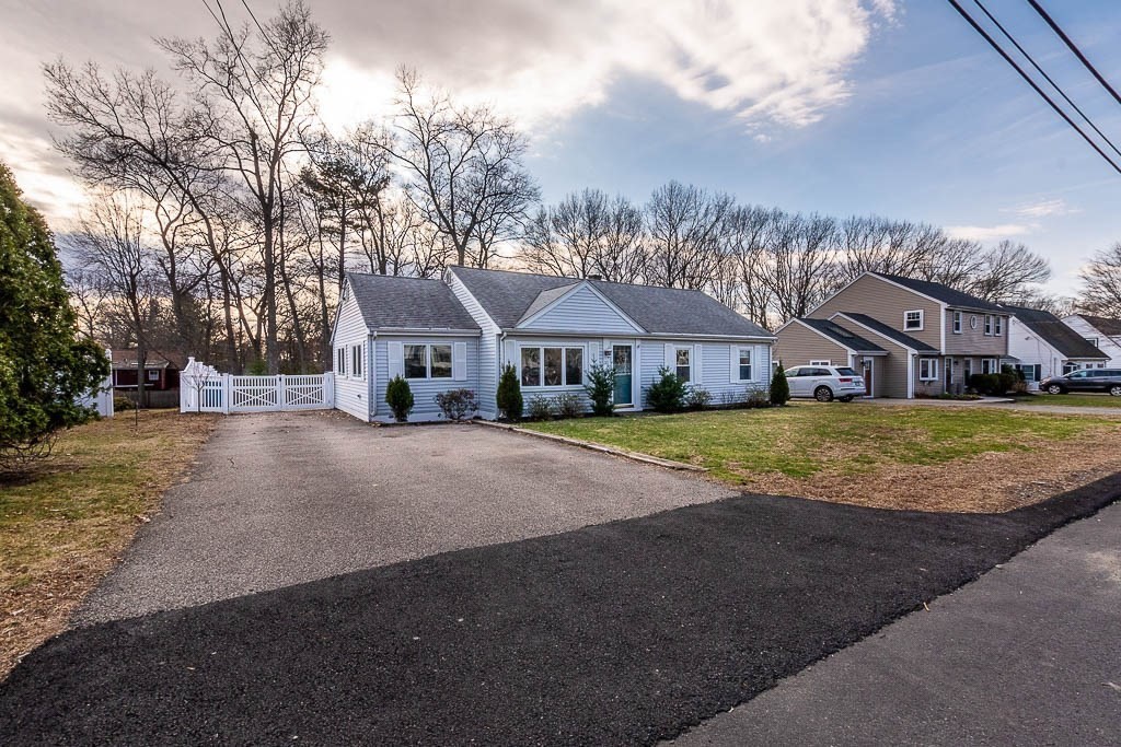 32 Oakdale Road Canton, MA 02021 - Photo 2 of 22 Gallery Image 2