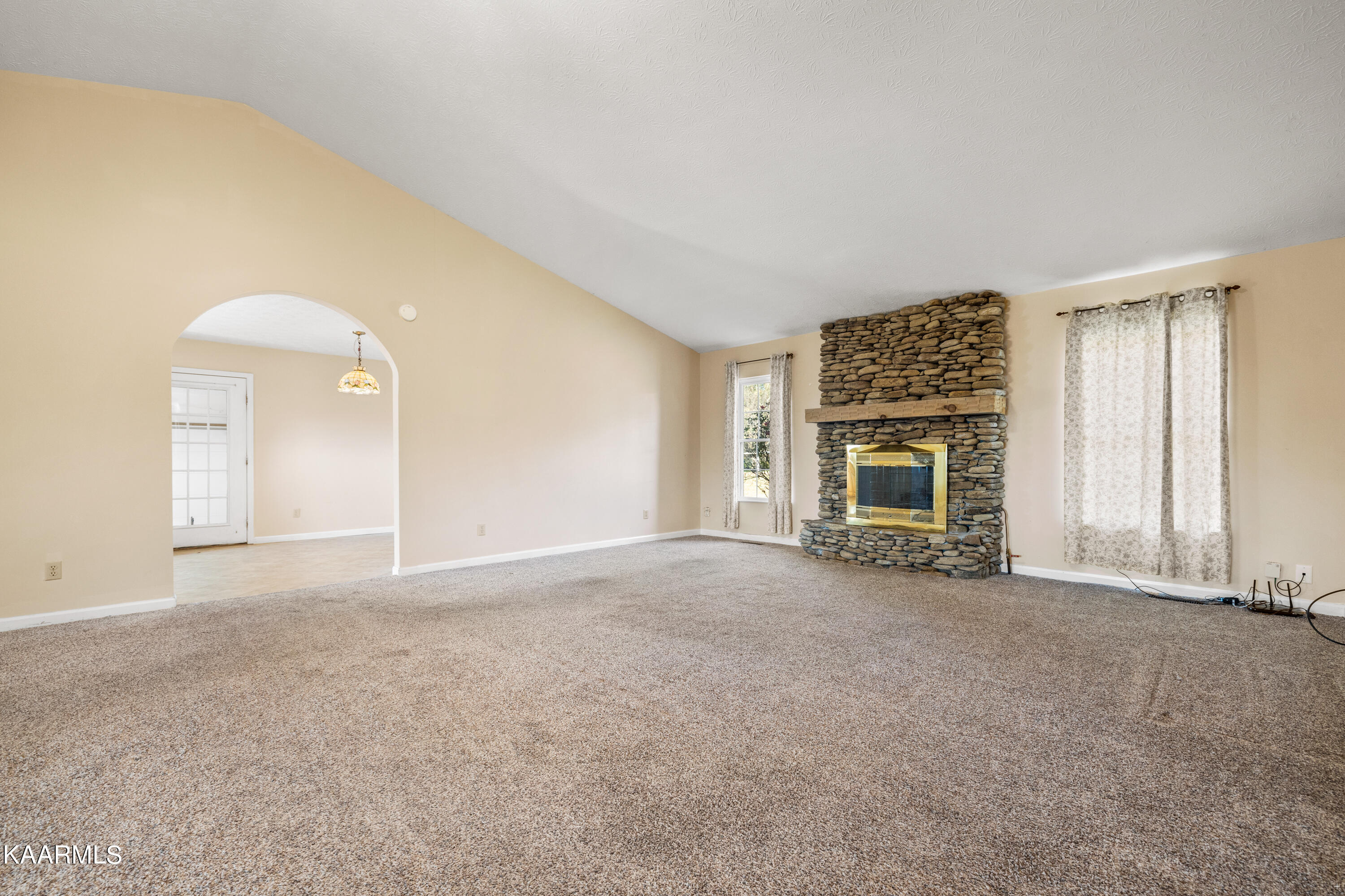 410 Morie Road Dandridge, TN 37725 - Photo 8 of 31 Positive Perceptions-21