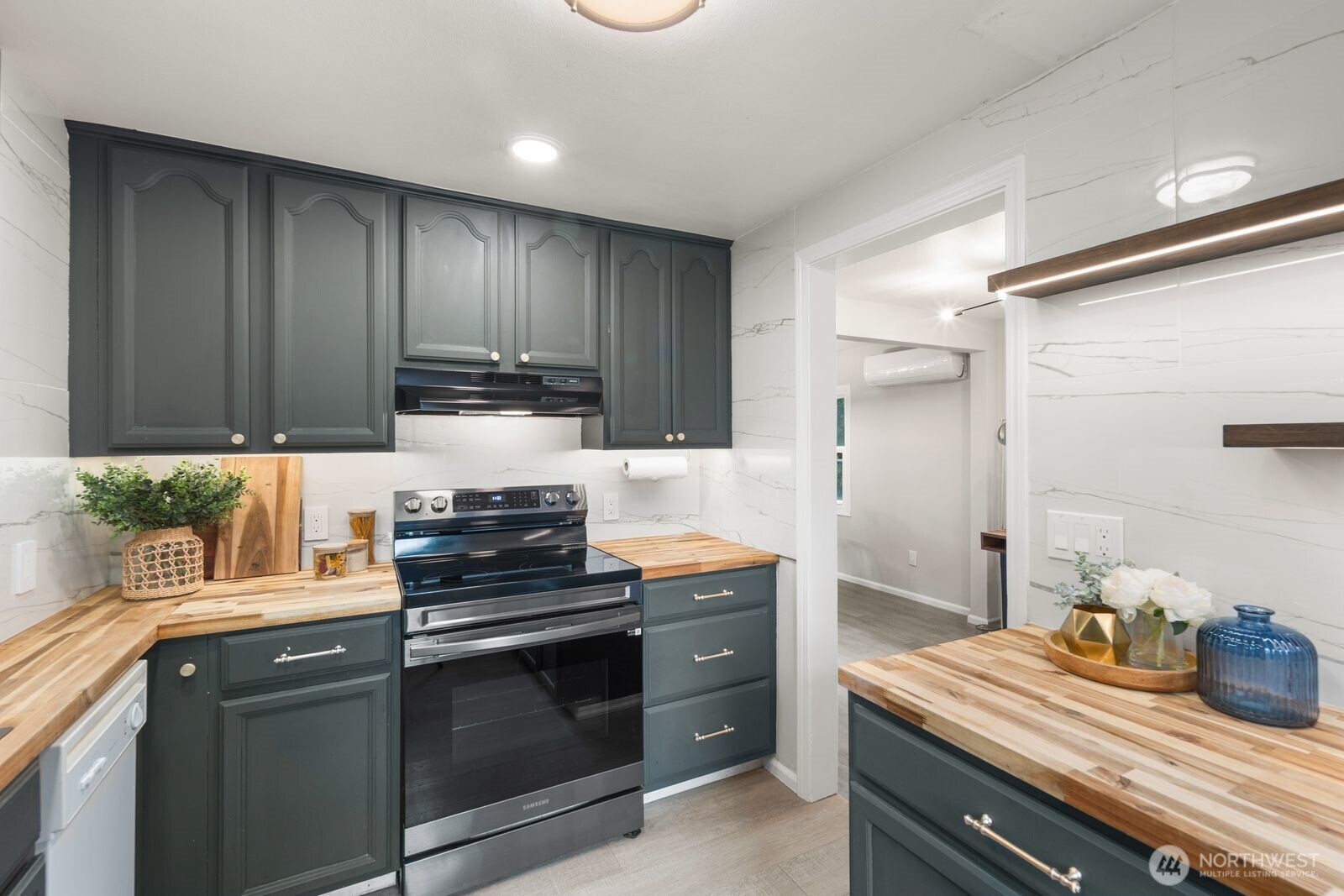 3333 Southeast 5th Street Renton, WA 98058 - Photo 14 of 23