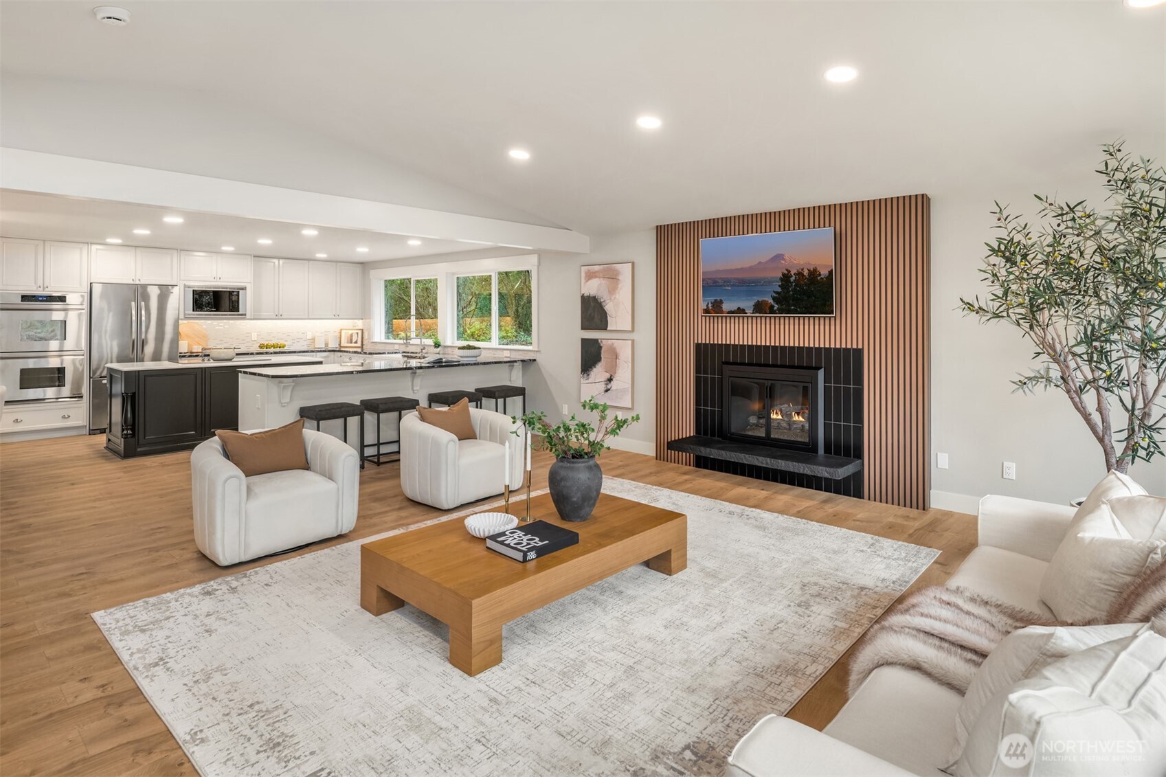 17020 Southeast 128th Street Renton, WA 98059 - Photo 4 of 37