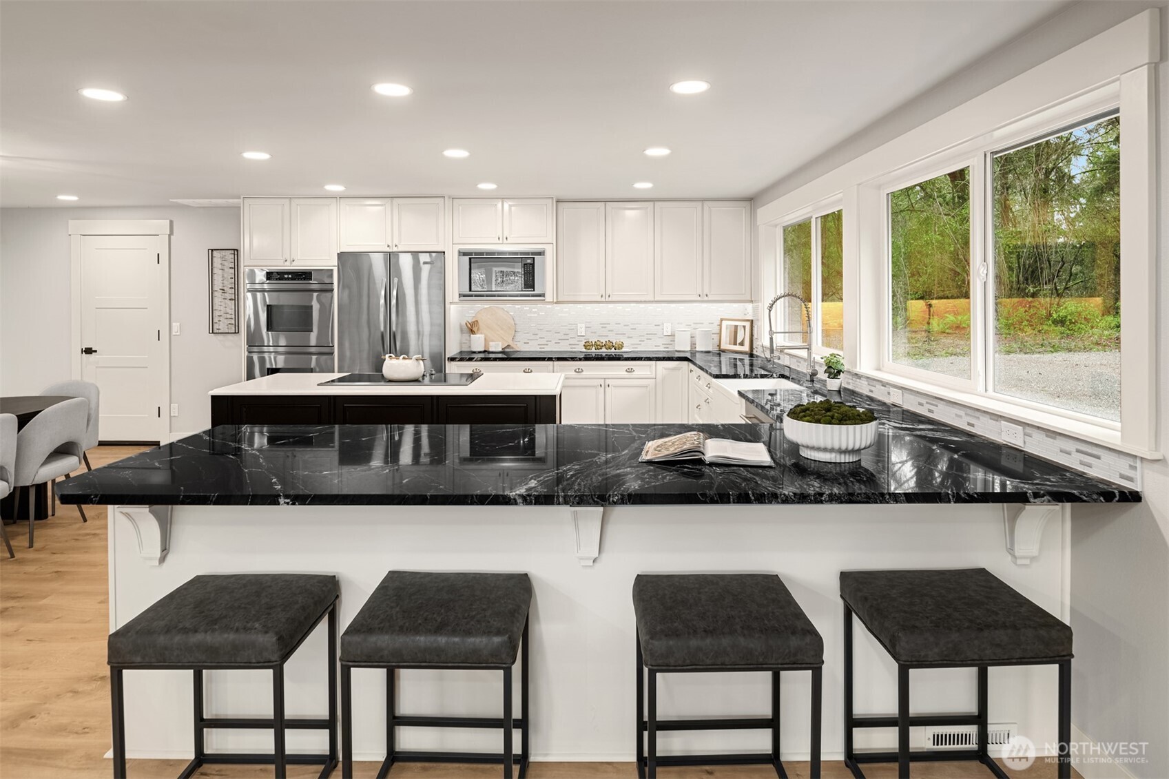 17020 Southeast 128th Street Renton, WA 98059 - Photo 9 of 37