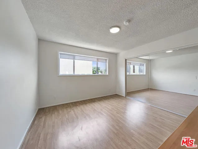 $4,390 | 440 Raymond Avenue, Unit 20, Santa Monica, CA 90405