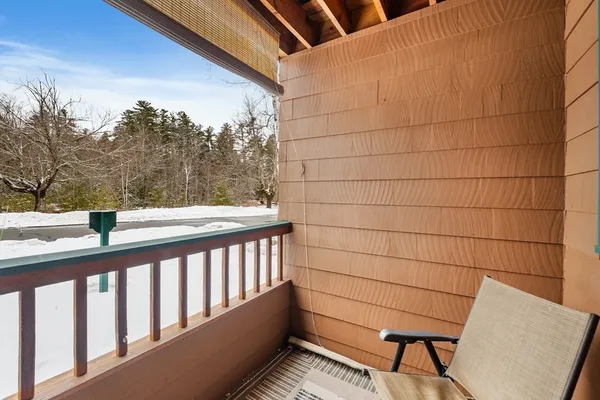 $229,900 | 10 Lakeside W Drive, Unit 53, Lincoln, NH 03251